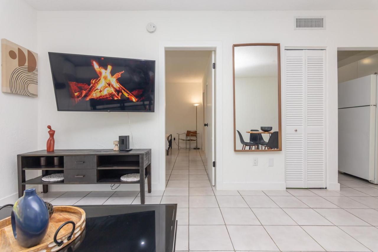 One Bedroom Apartment - With Parking & Balcony - Heart Of Wynwood Miami Exterior photo